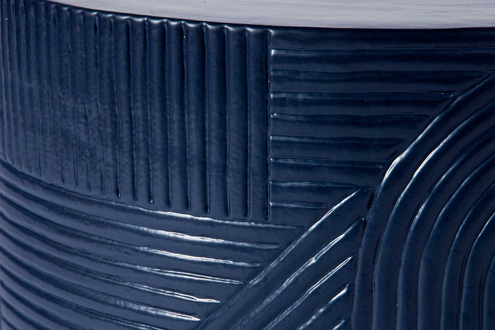 prov cer serenity textured round table 24in C30891433 indigo dtl2 web